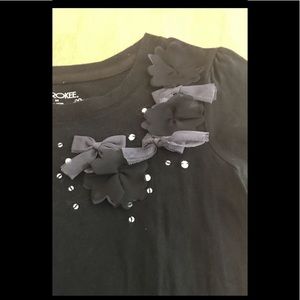 Girls Cherokee Black Shirt w/Flowers